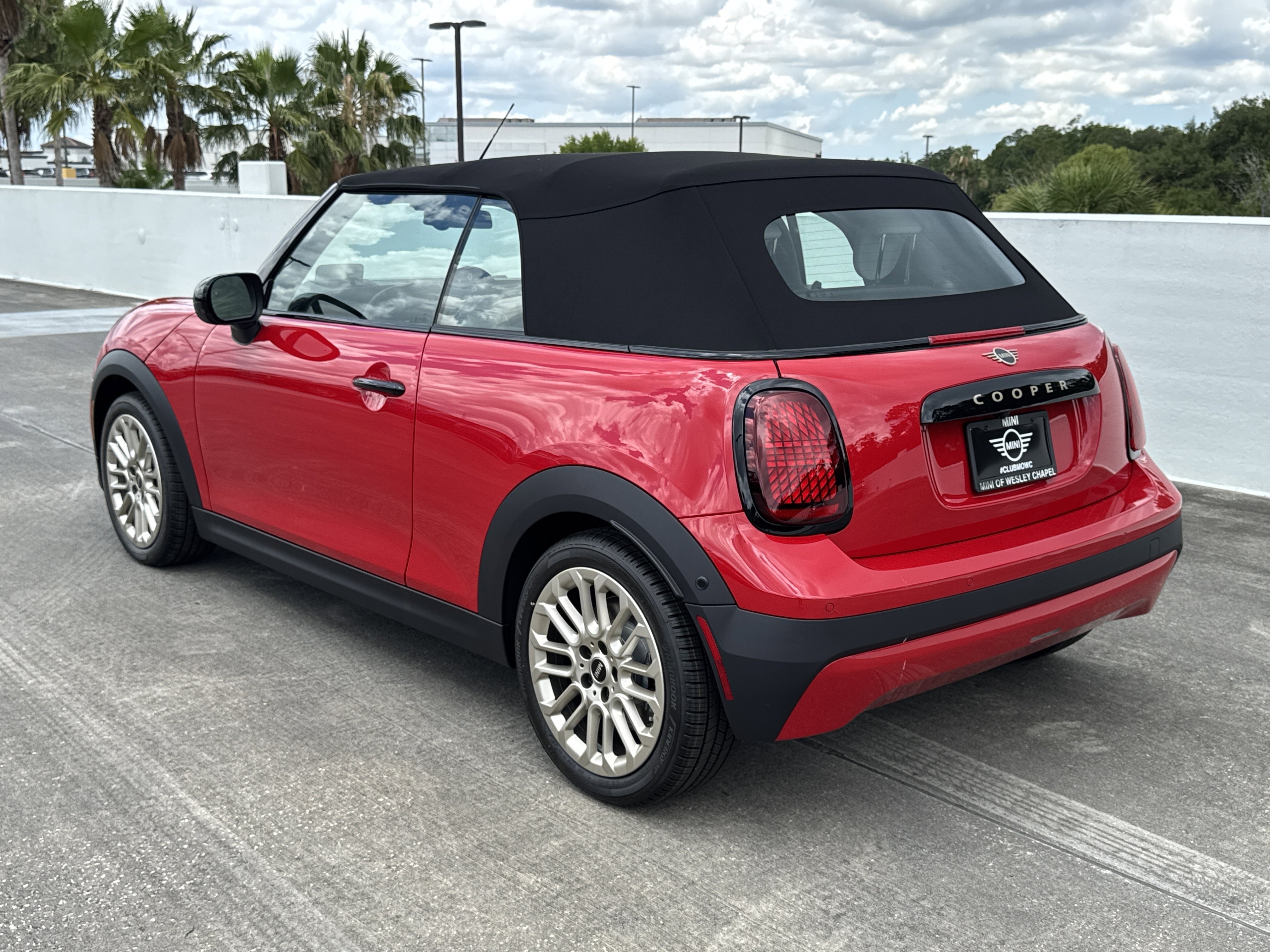 New 2026 Chili Red MINI Signature Plus image 5