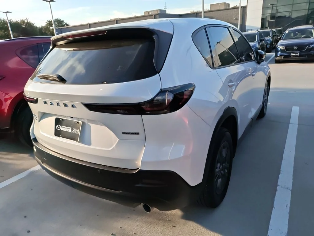 Certified Used 2026 White Mazda 2.5 S Select image 3