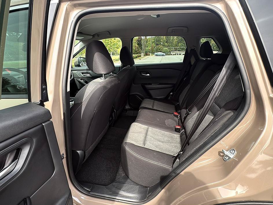 Used 2025 Baja Storm Metallic Nissan SV image 17