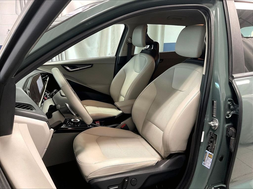 Used 2023 Green Kia Wind image 10