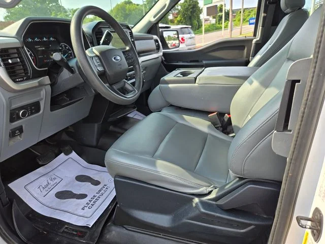 Used 2021 White Ford XL image 10