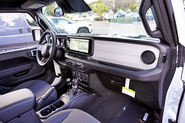 New 2026 Bright White Clear-Coat Exterior Paint Jeep Sport S image 13