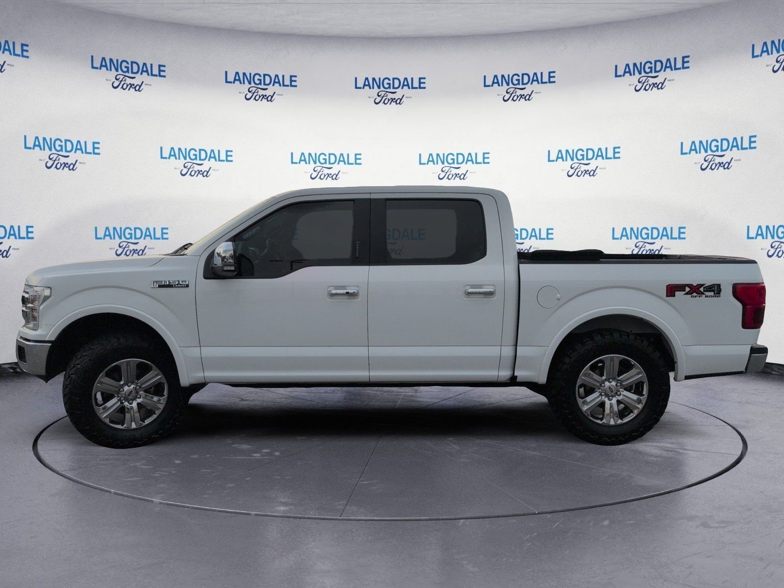 Used 2020 Oxford White Ford Lariat image 10