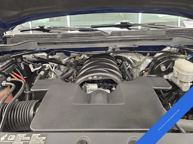 Used 2018 Stone Blue Metallic GMC SLT image 39