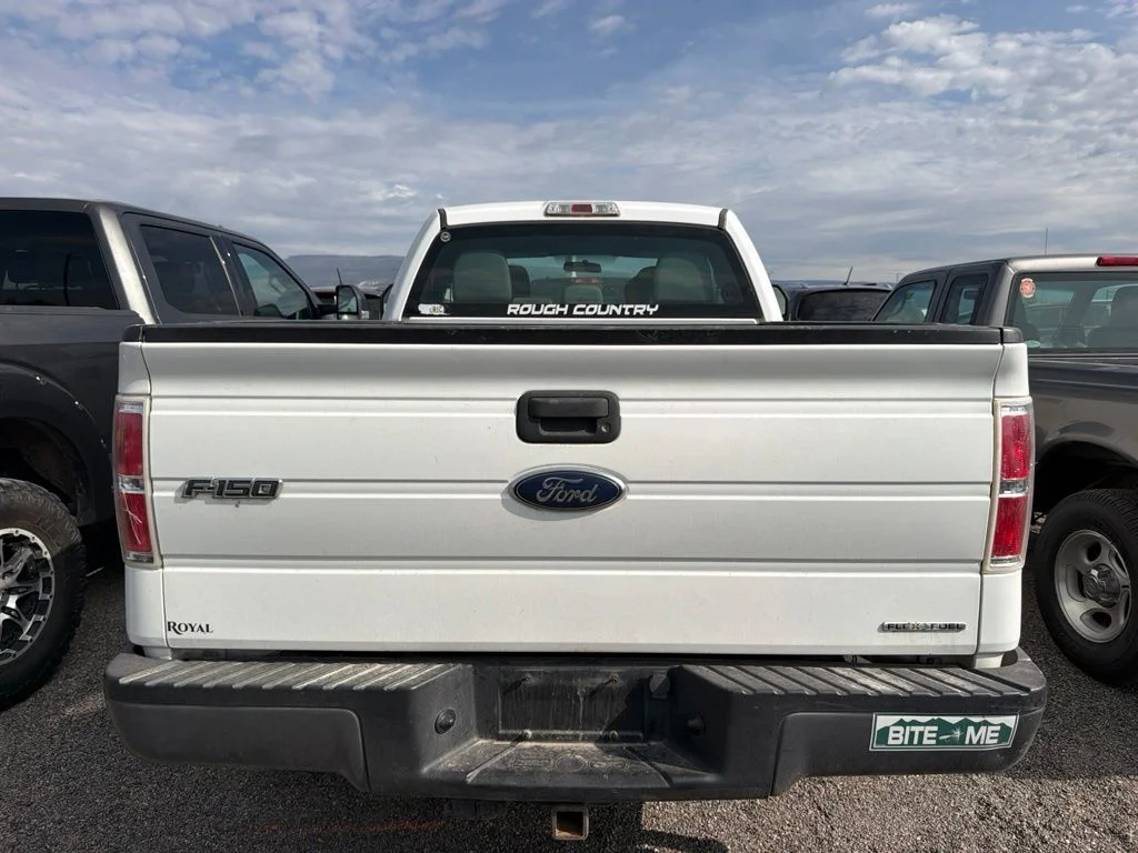 Used 2013 Oxford White Ford XL image 12