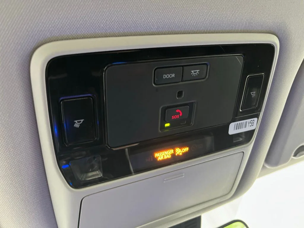 Used 2024 White Toyota XLE image 17