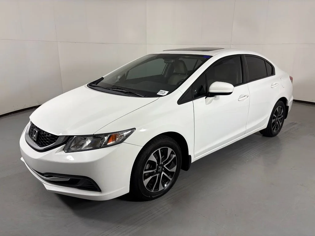 Used 2015  Honda EX image 4