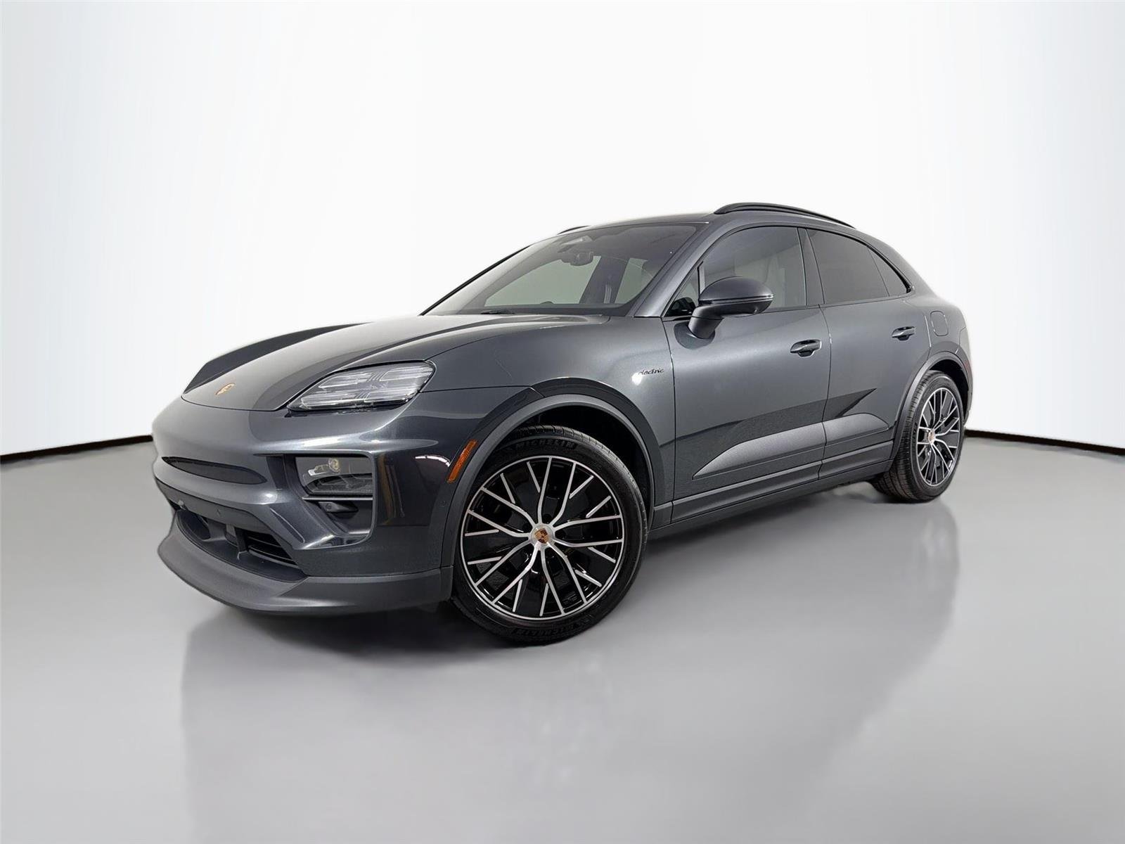 2026 Porsche Macan Macan Electric's photo