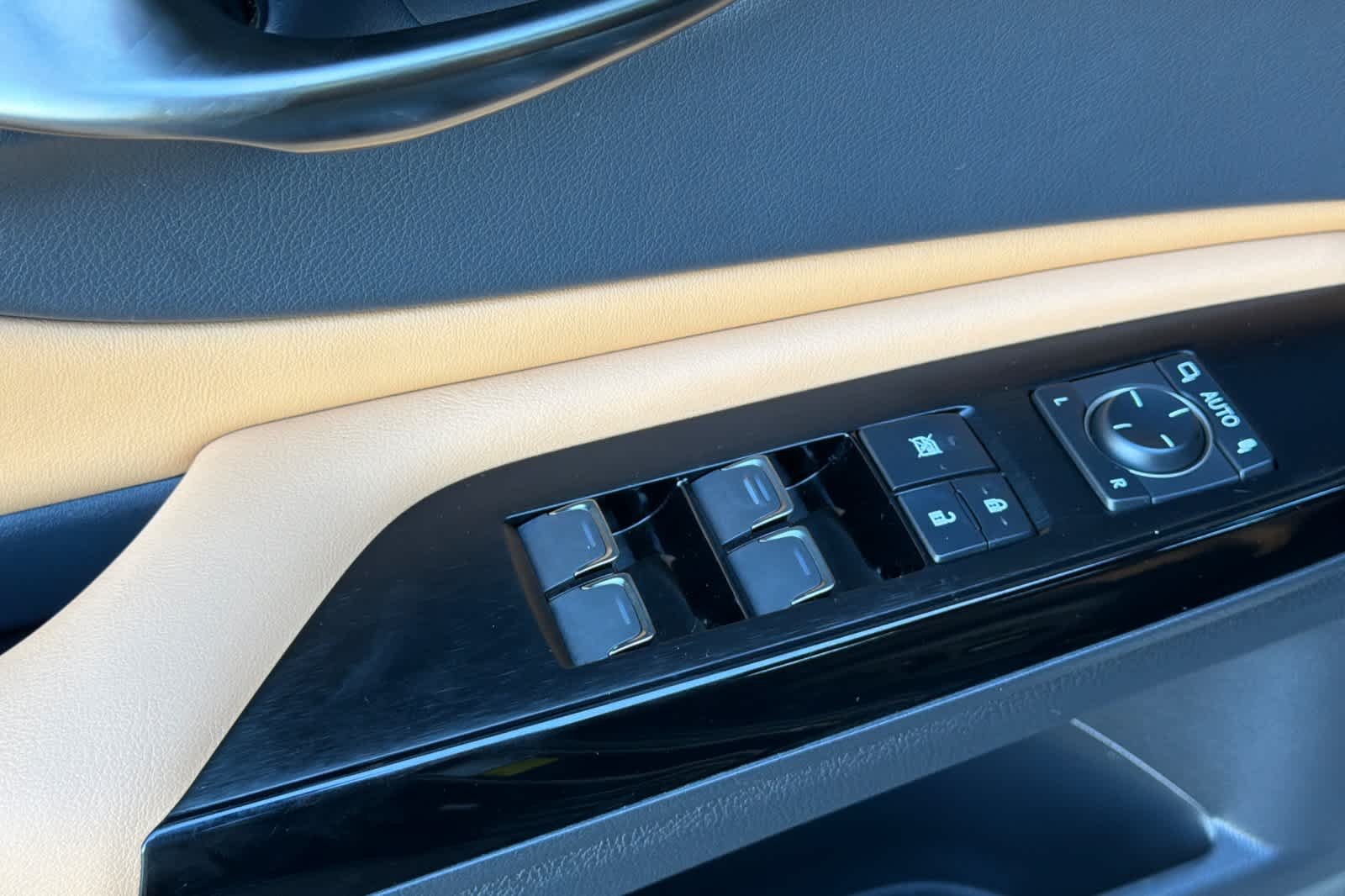 Used 2024 Caviar Lexus Luxury image 13