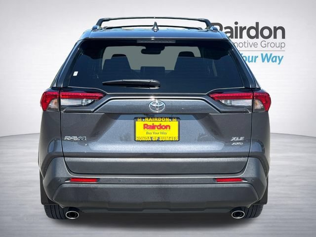 Used 2025 Magnetic Gray Metallic Toyota XLE Premium image 6