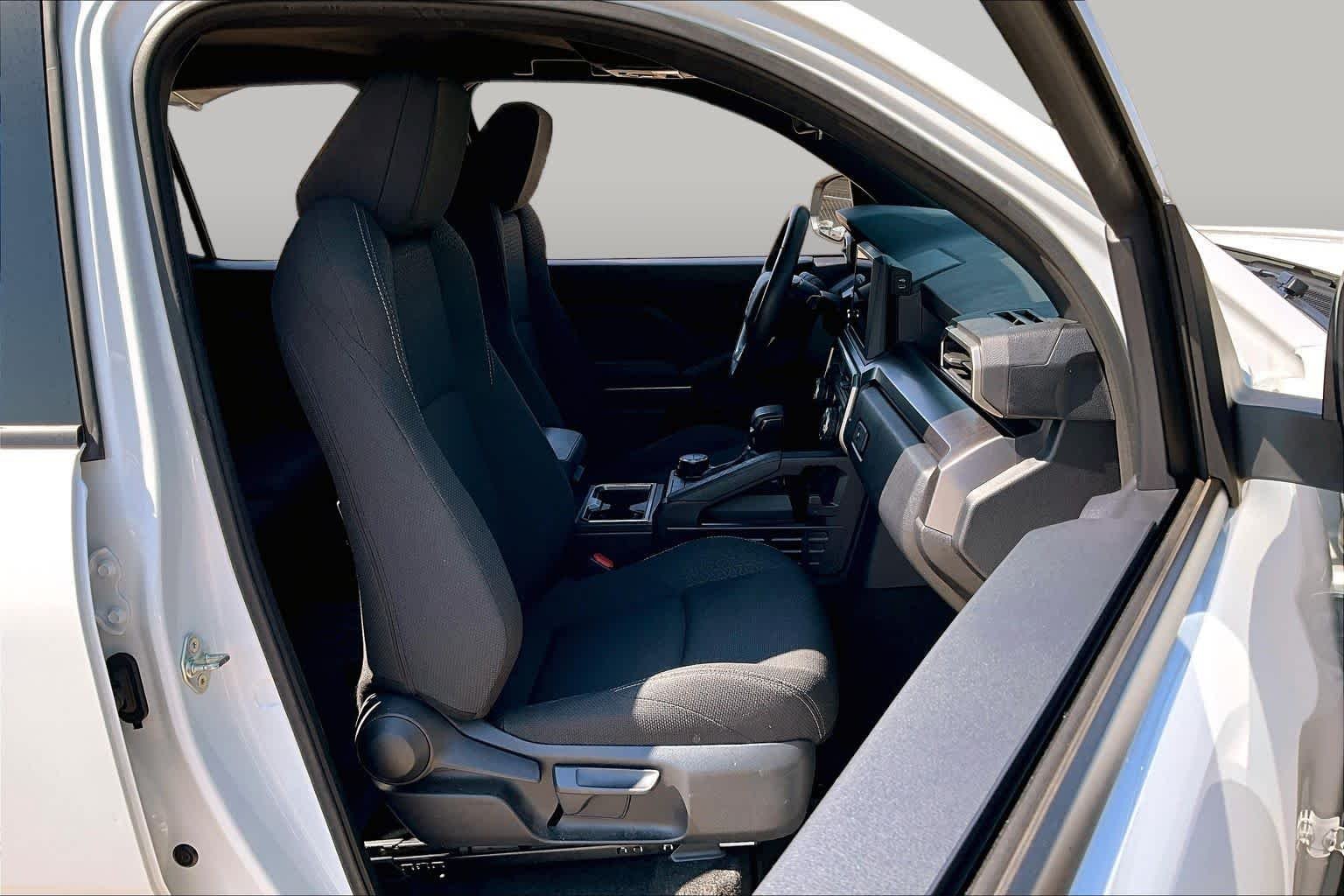 Used 2025 ICE CAP Toyota SR5 image 9