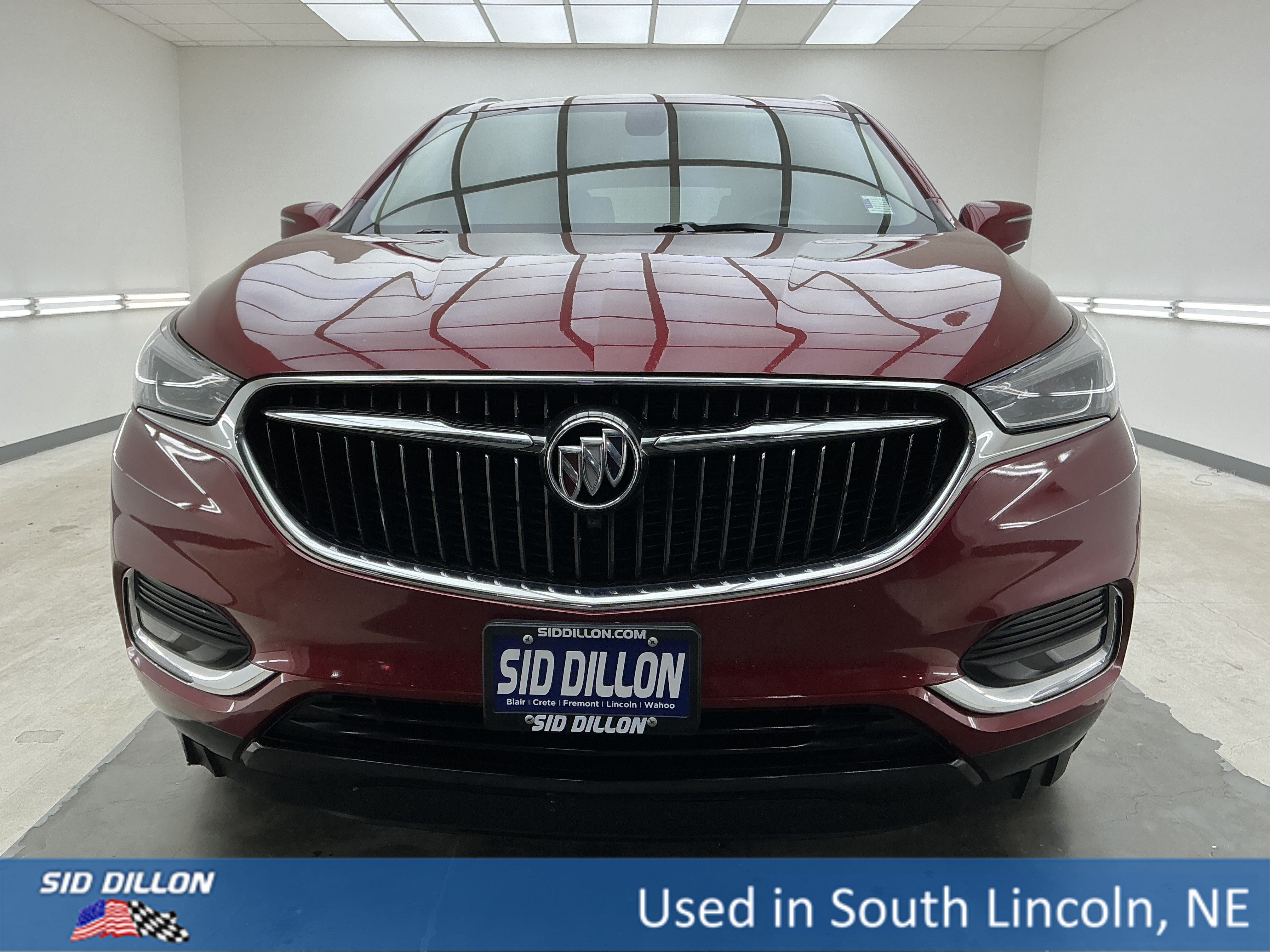 Used 2019 Red Quartz Tintcoat Buick Essence image 2