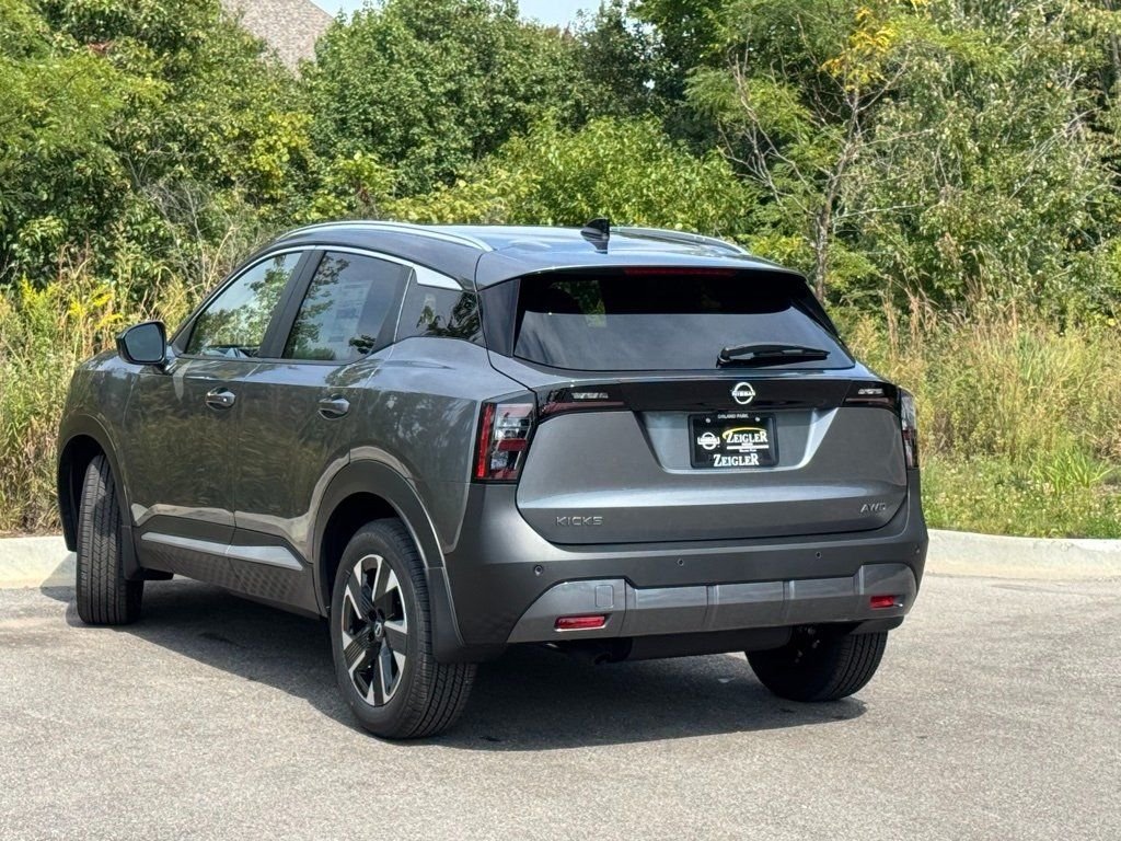 New 2026 Gray Nissan SV image 4