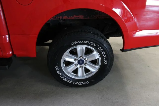 Used 2019 Red Ford XLT image 31
