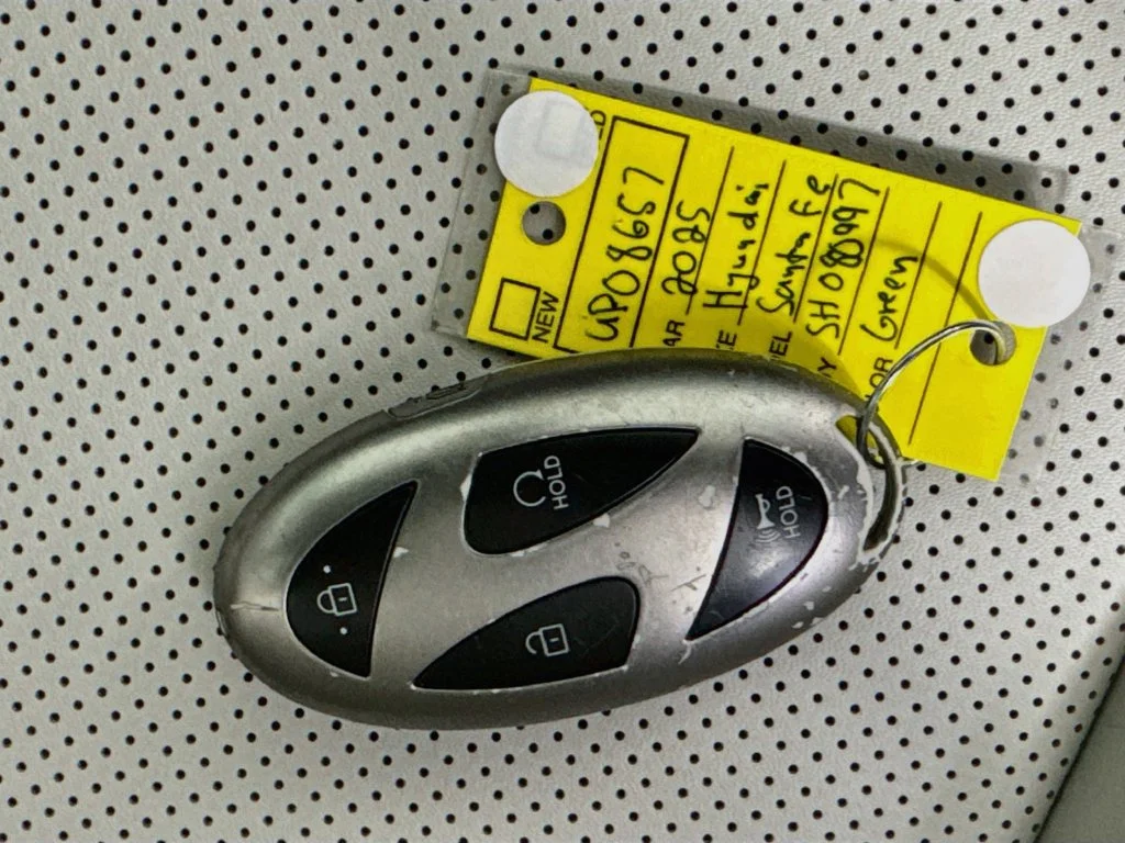 Used 2025 Green Hyundai SEL image 38