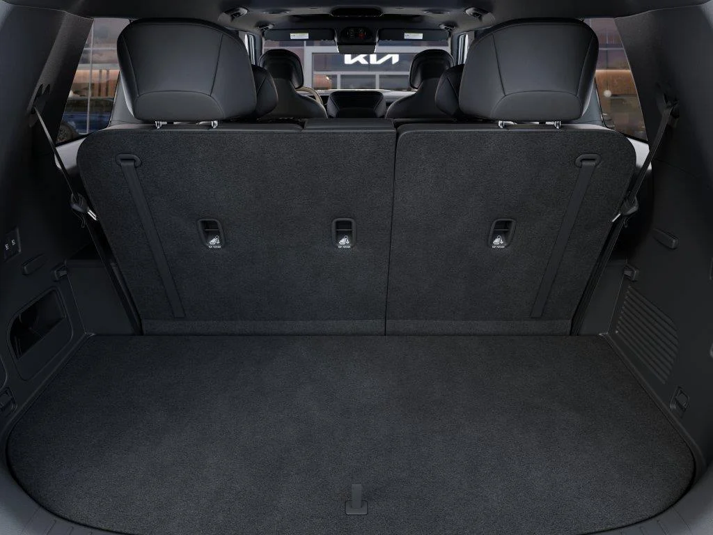 New 2027 Ivory Silver Kia EX image 19