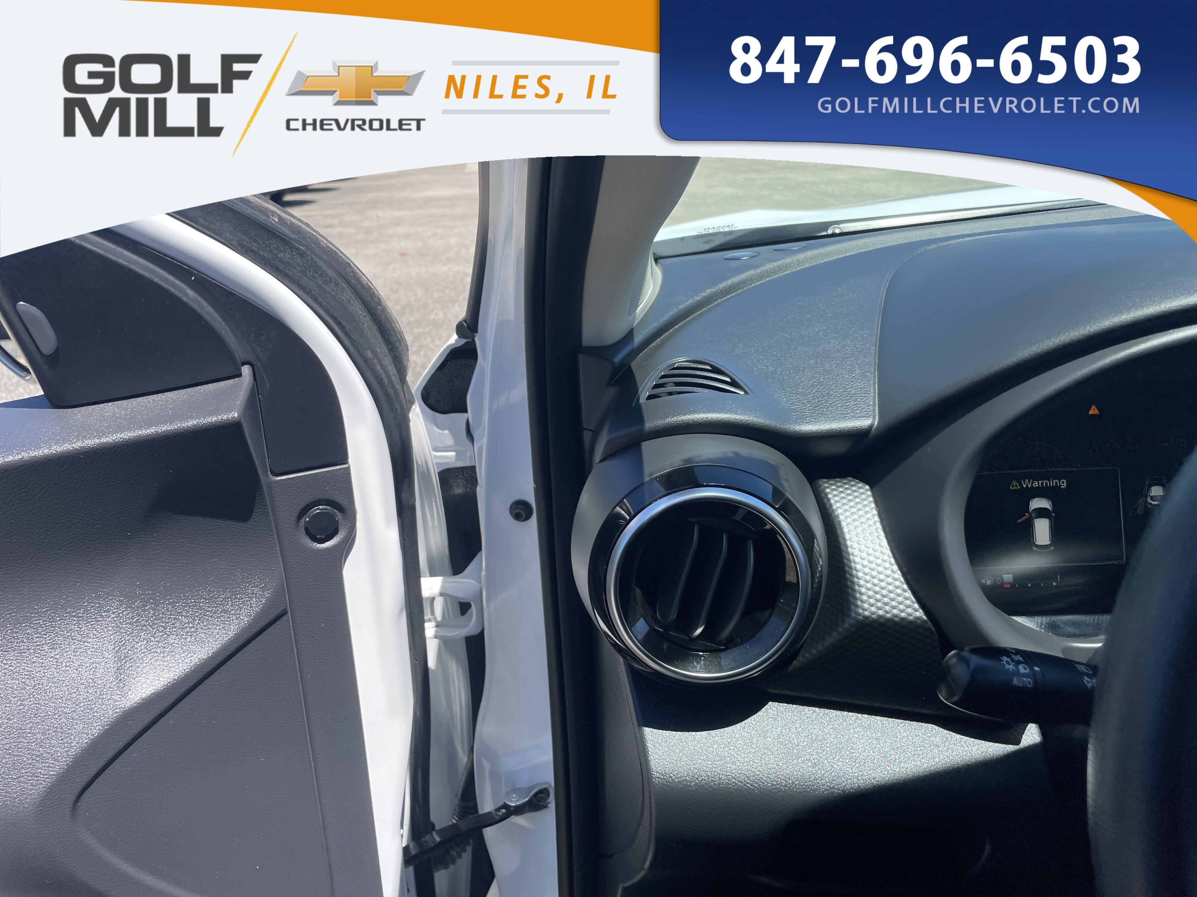 Used 2024 Fresh Powder Nissan SV image 15