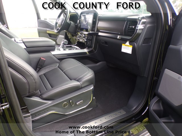 New 2026 Agate Black Metallic Ford Platinum® image 28