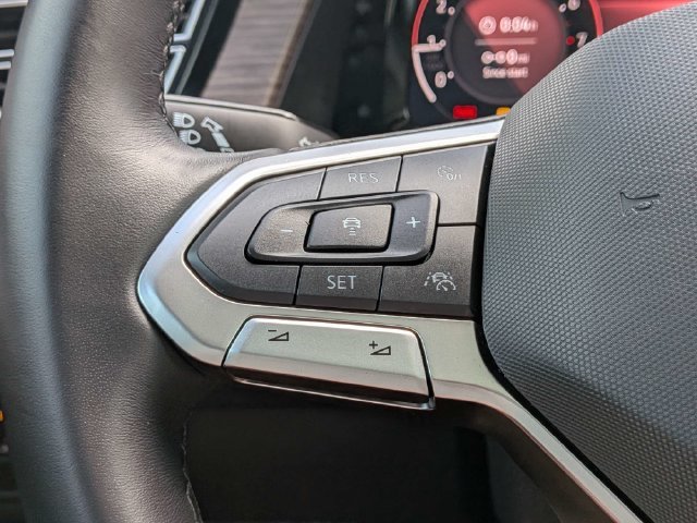 Used 2026  Volkswagen SEL Premium R-Line image 32