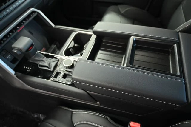 2026 Toyota Tundra Limited - Photo 19