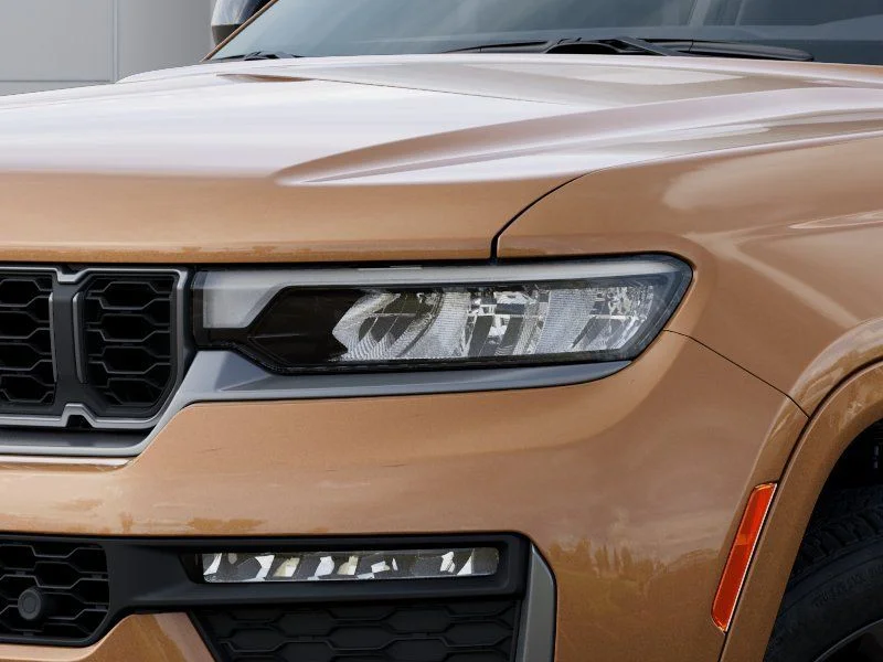 New 2026 Copper Shino Metallic Clear-Coat Exterior Paint Jeep Limited Reserve image 10