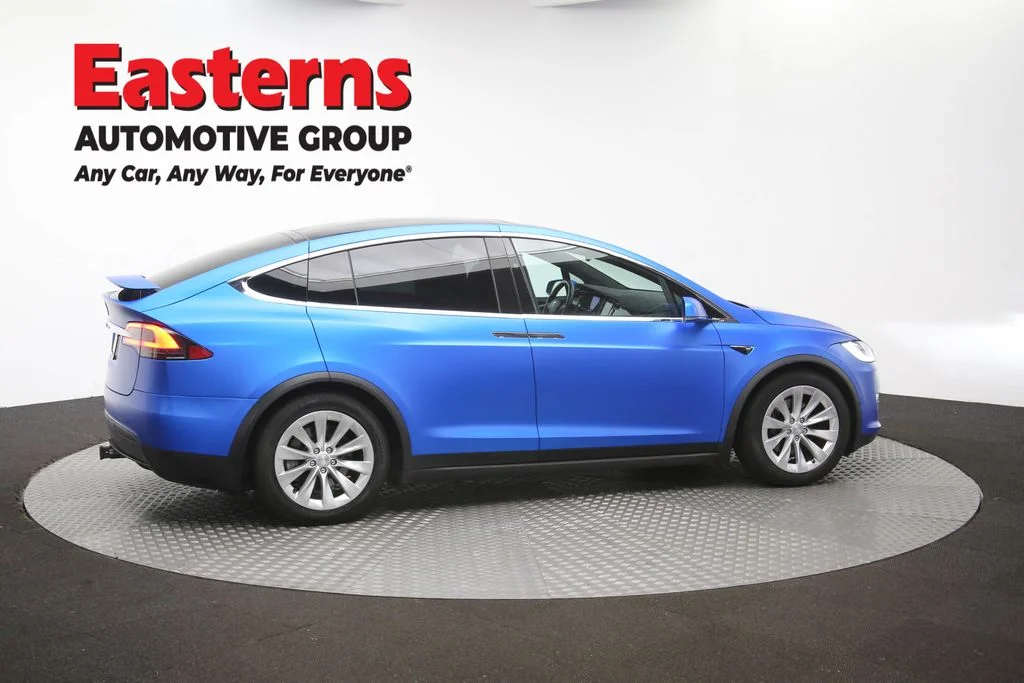 Used 2019 Blue Tesla 75D image 39