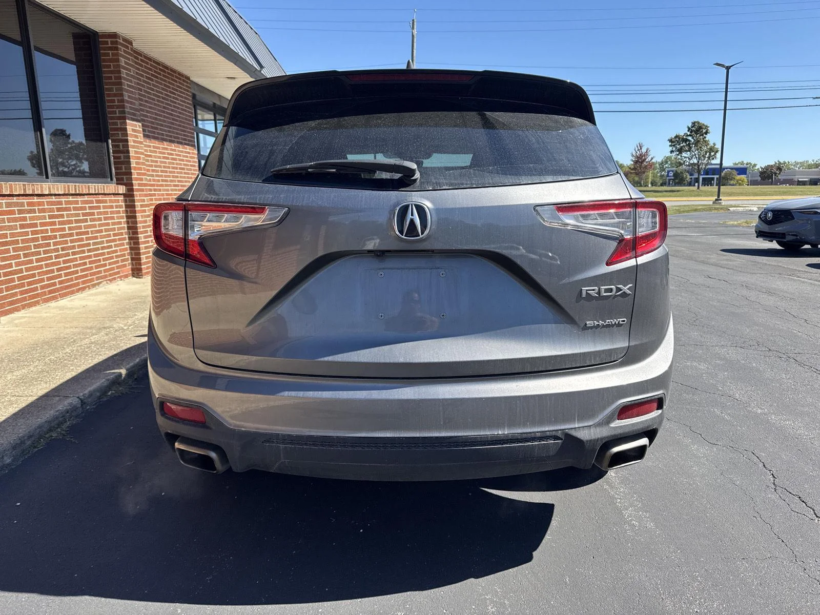 Used 2024 Liquid Carbon Metallic Acura SH-AWD image 5