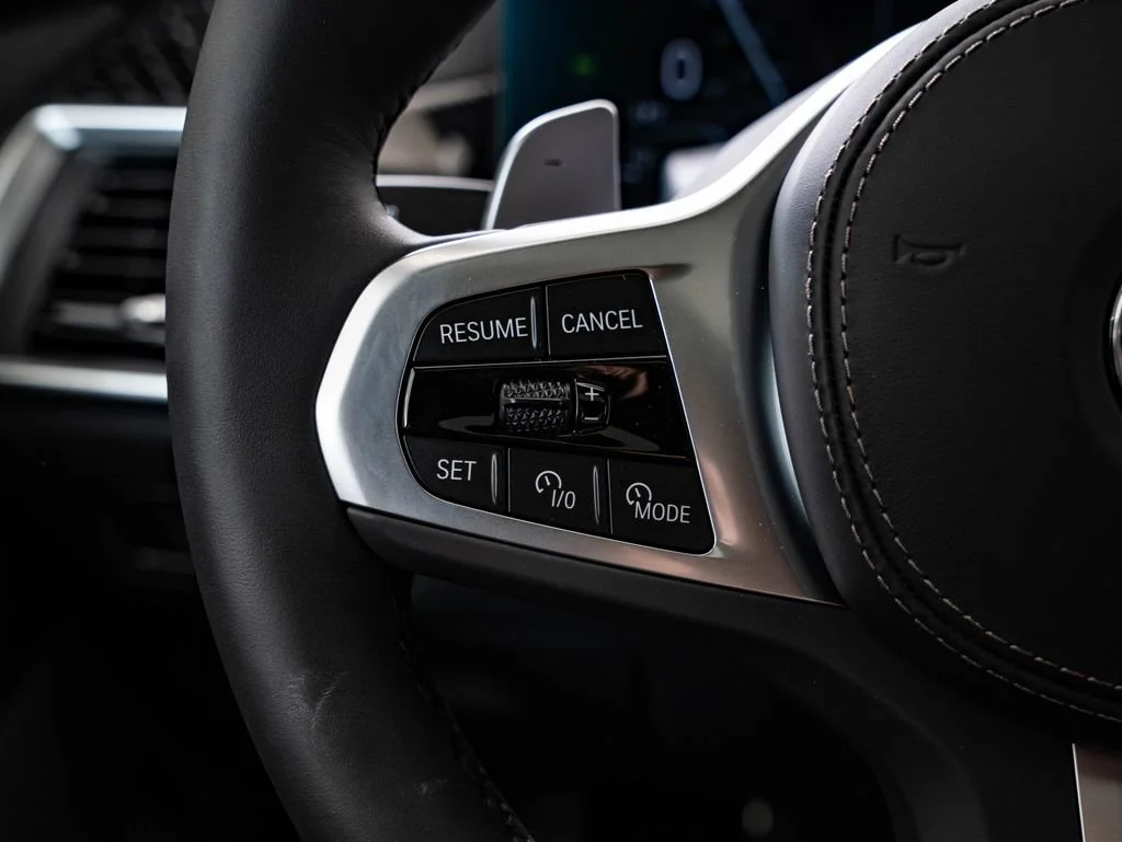 New 2027 Black Sapphire Metallic BMW xDrive40i image 30