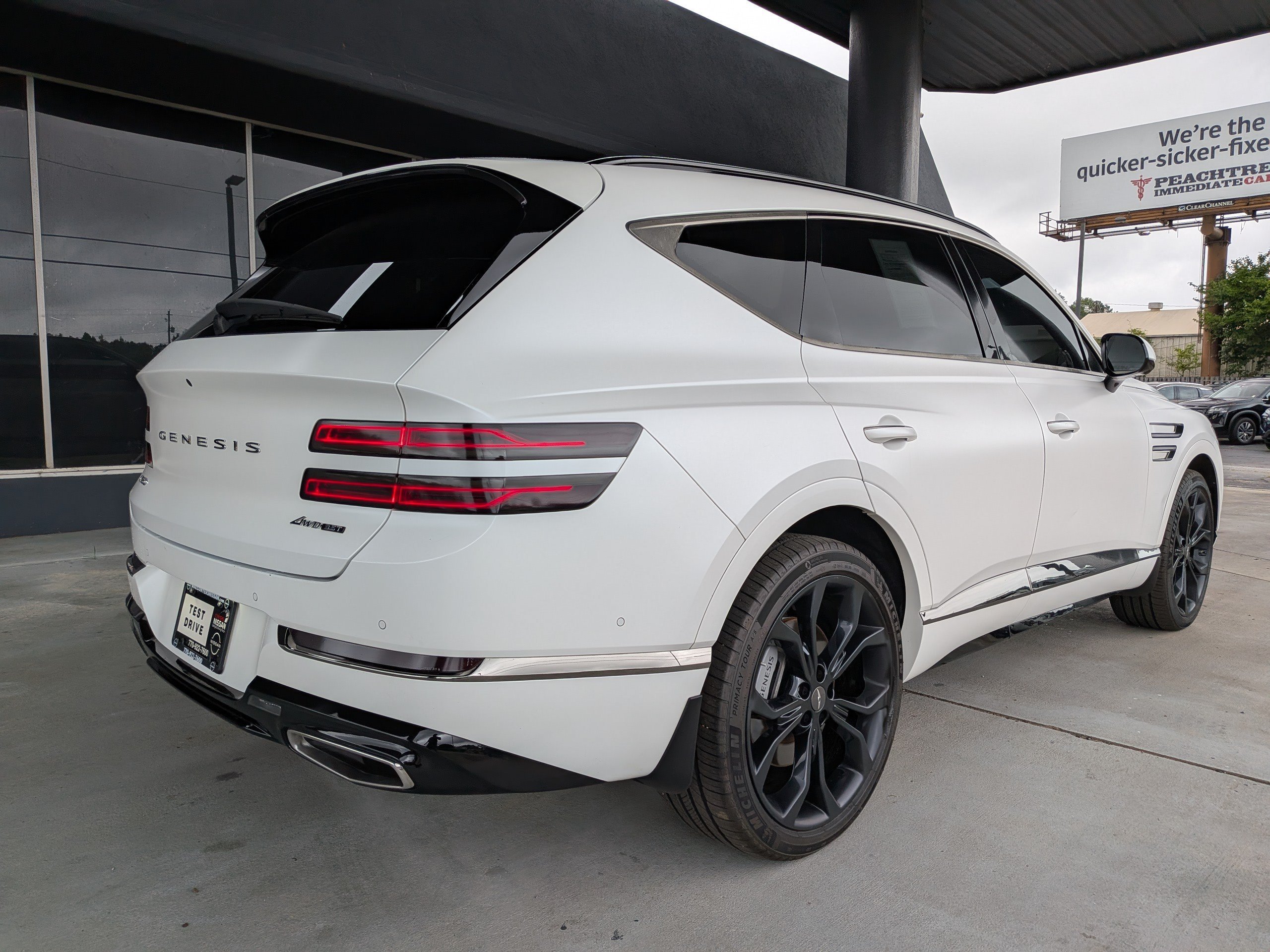 Used 2024 White Genesis 3.5T Prestige Signature image 3