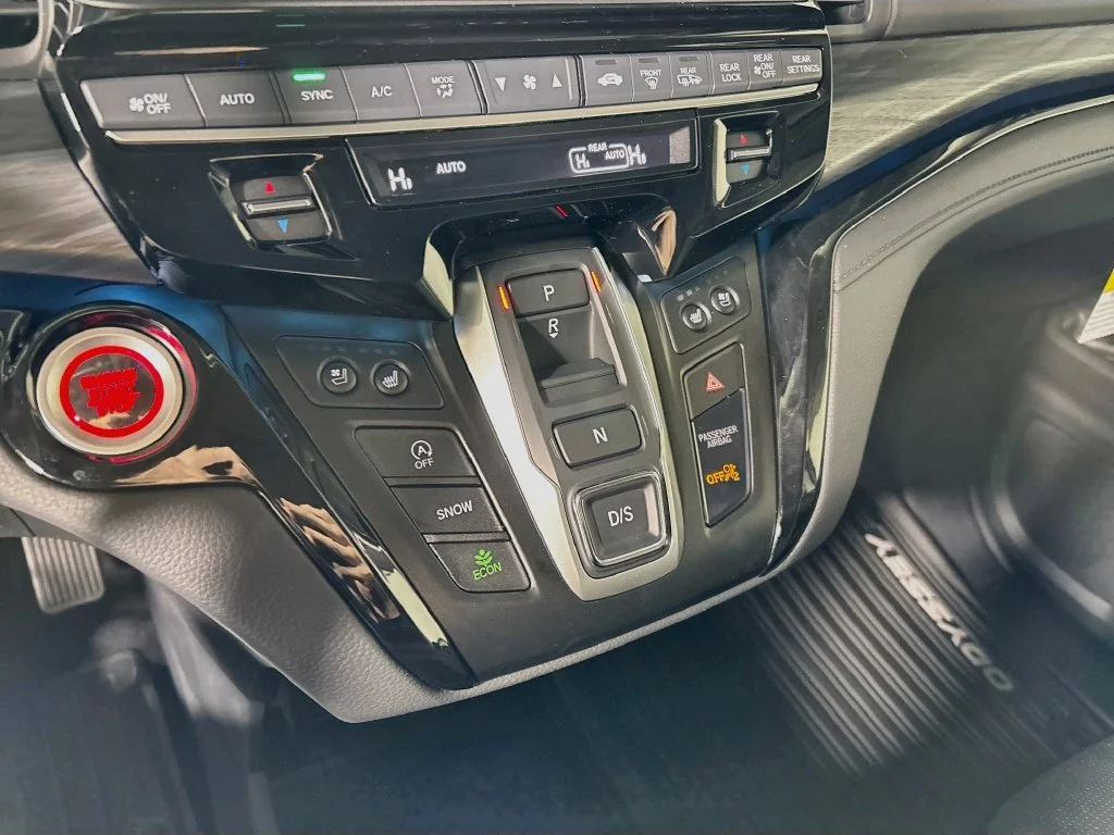 New 2027 Sonic Gray Pearl Honda Elite image 18