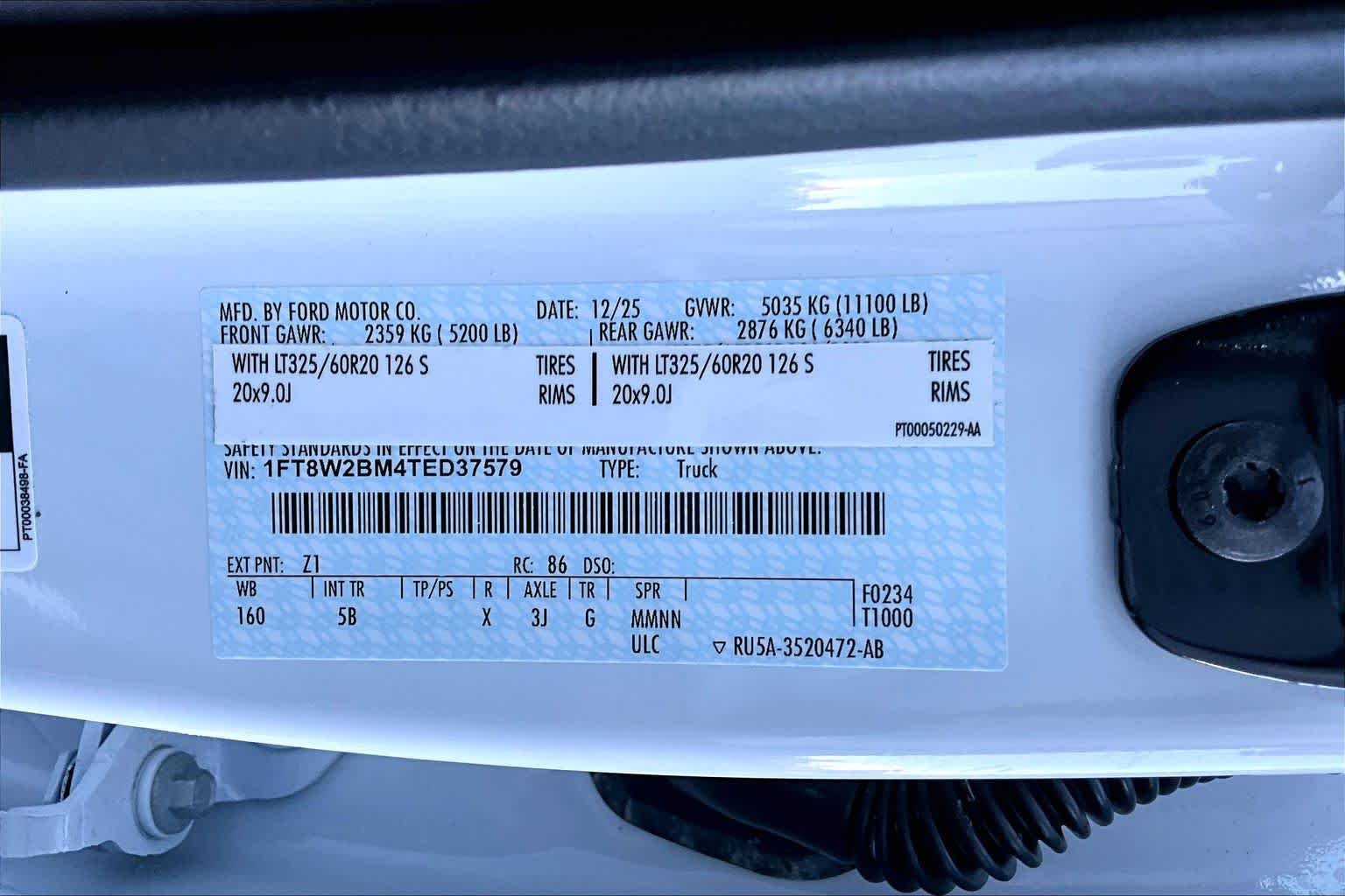 New 2026 Oxford White Ford F-250® Lariat® image 16