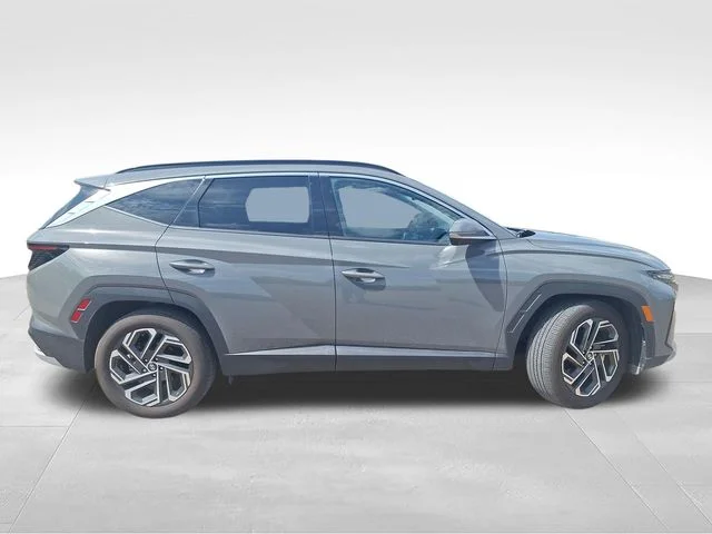 Used 2025 Gray Hyundai Limited image 8
