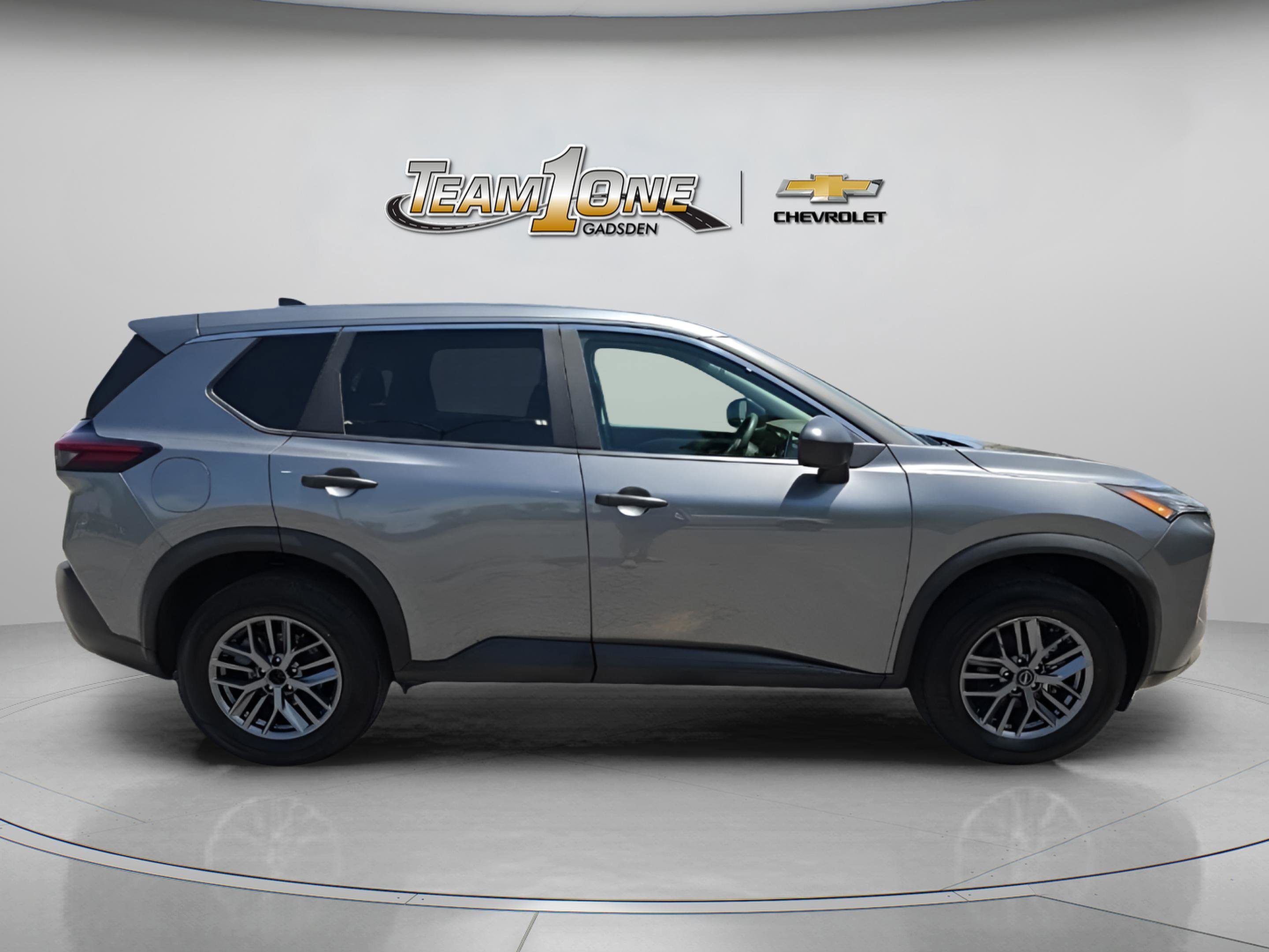 Used 2023 Gry/gray Nissan S image 8