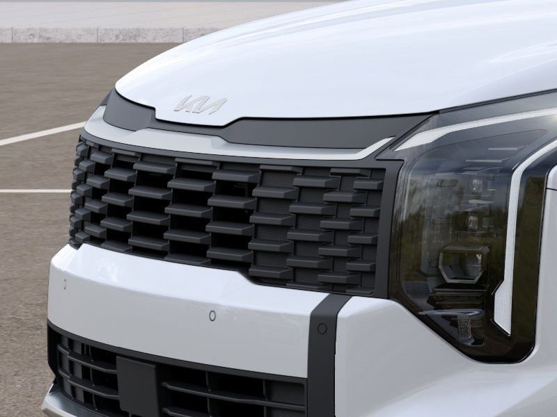 New 2026 Snow White Pearl Kia LX image 12