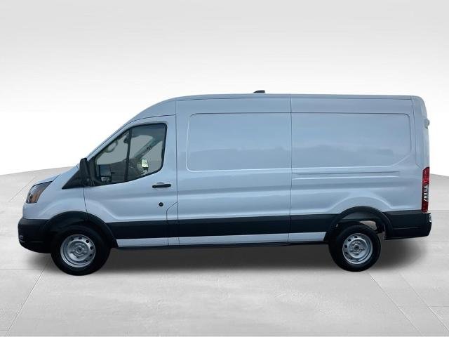 New 2026 Oxford White Ford Cargo Van image 31