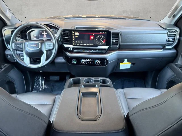 Used 2024 Onyx Black GMC SLT image 20