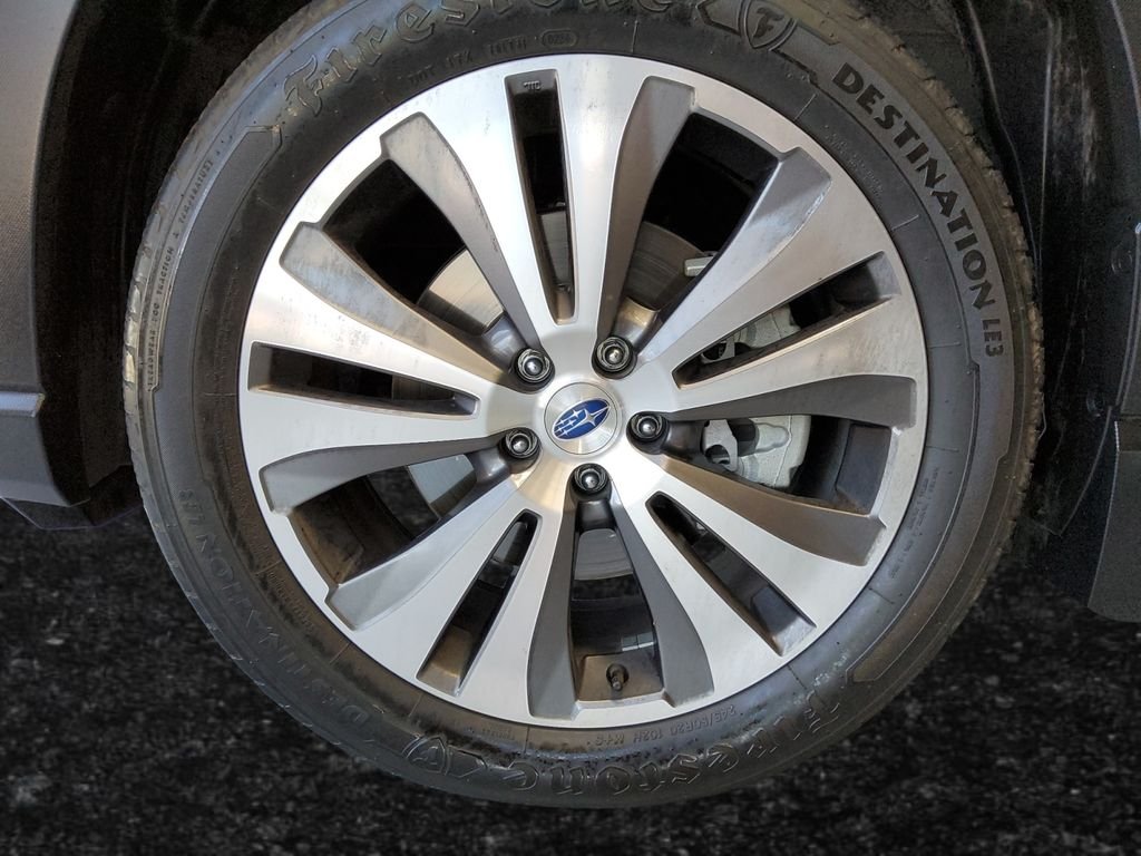 Used 2022 Brown Subaru Touring image 27