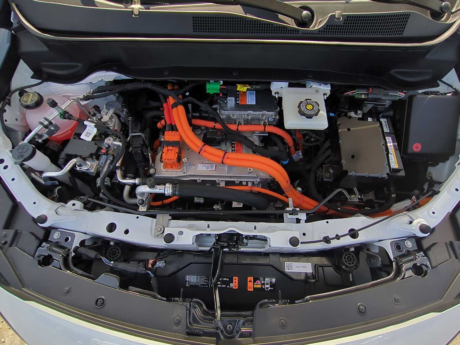 2027 Chevrolet Bolt LT - Photo 28