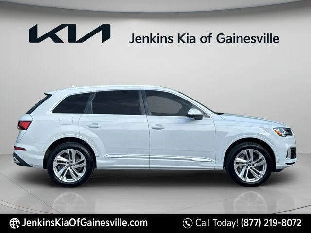 Used 2022  Audi 55 Premium Plus image 8