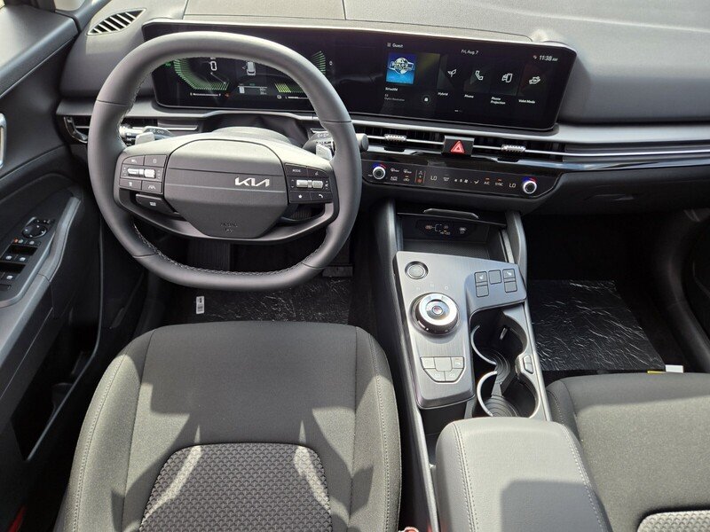New 2027 Fusion Black Kia S image 8