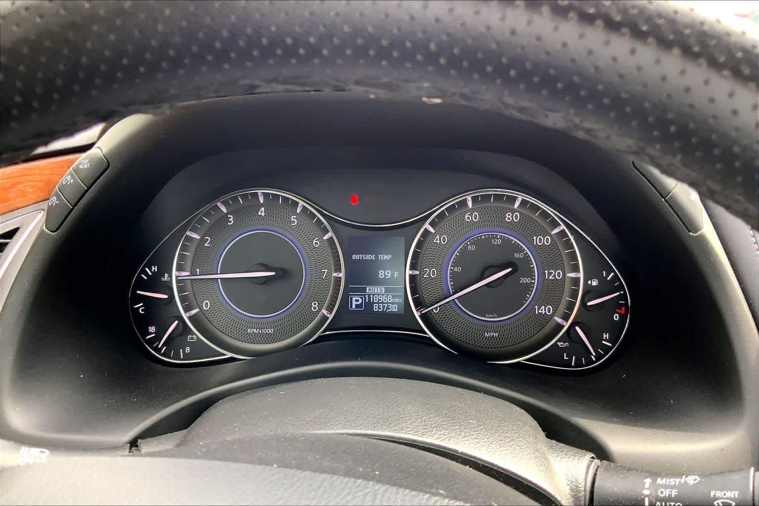 Used 2019 Graphite Shadow INFINITI LUXE image 25