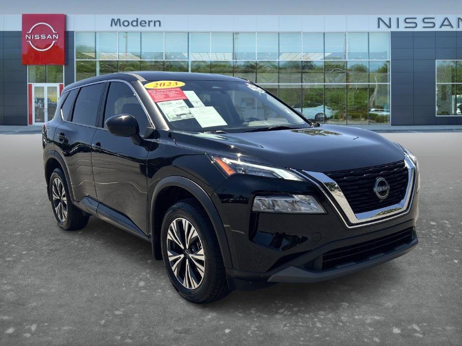 Certified Used 2023 Super Black Nissan SV image 3