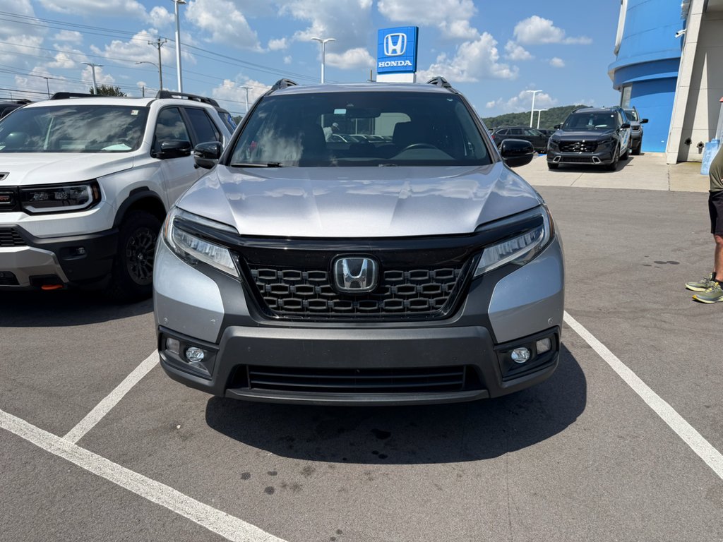 Used 2020 Lunar Silver Metallic Honda Touring image 1