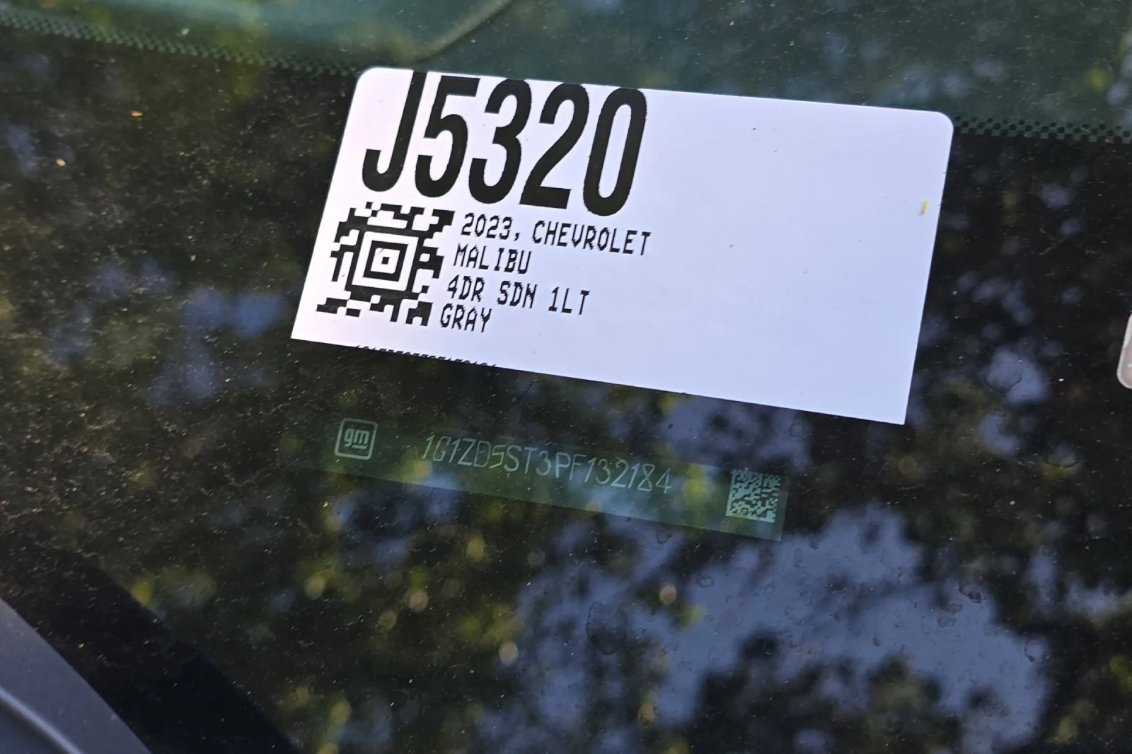 Used 2023 Mineral Gray Metallic Chevrolet LT image 3