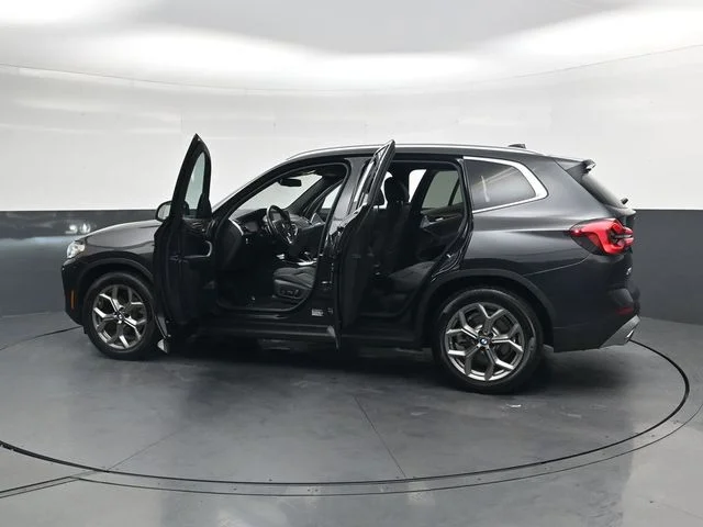 Used 2024 Gray BMW sDrive30i image 42