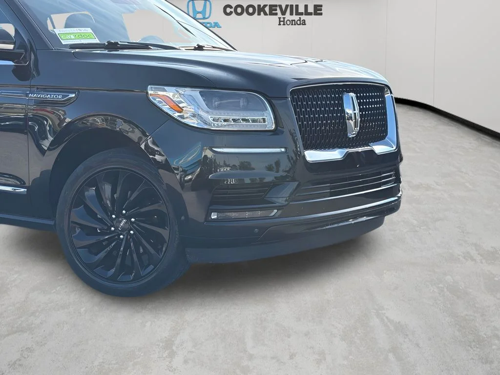 Used 2020 Infinite Black Lincoln Reserve image 2