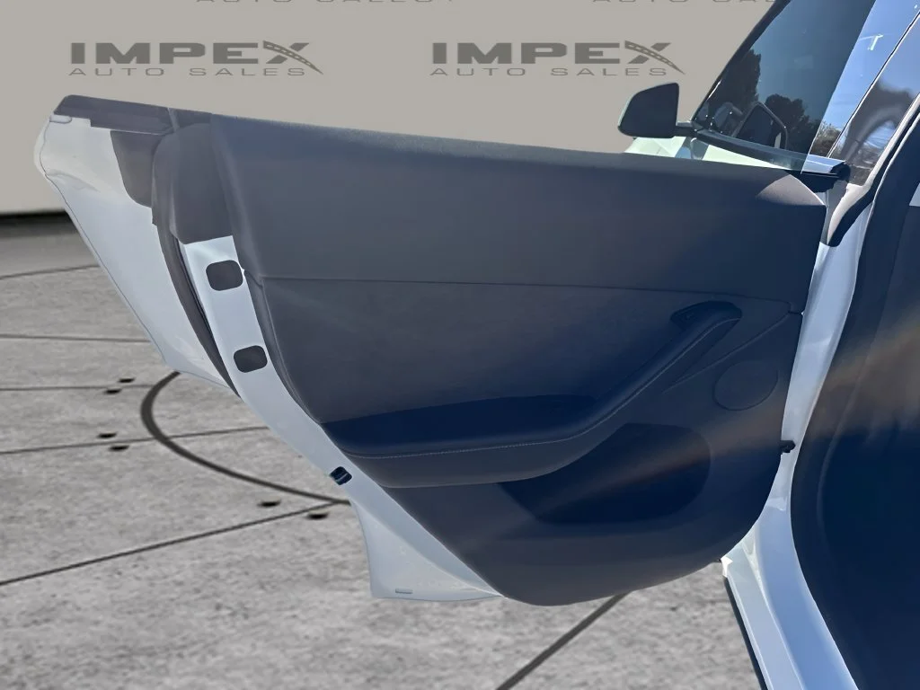 Used 2025 White Tesla Long Range image 25
