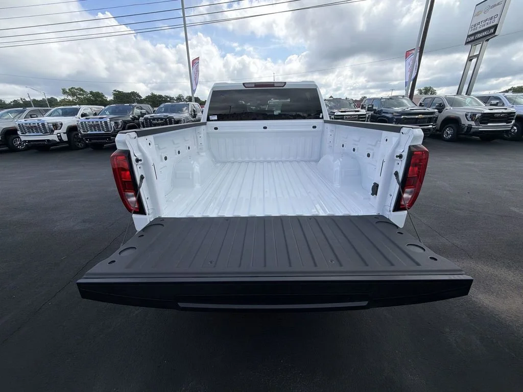 New 2026 Summit White GMC Elevation image 29
