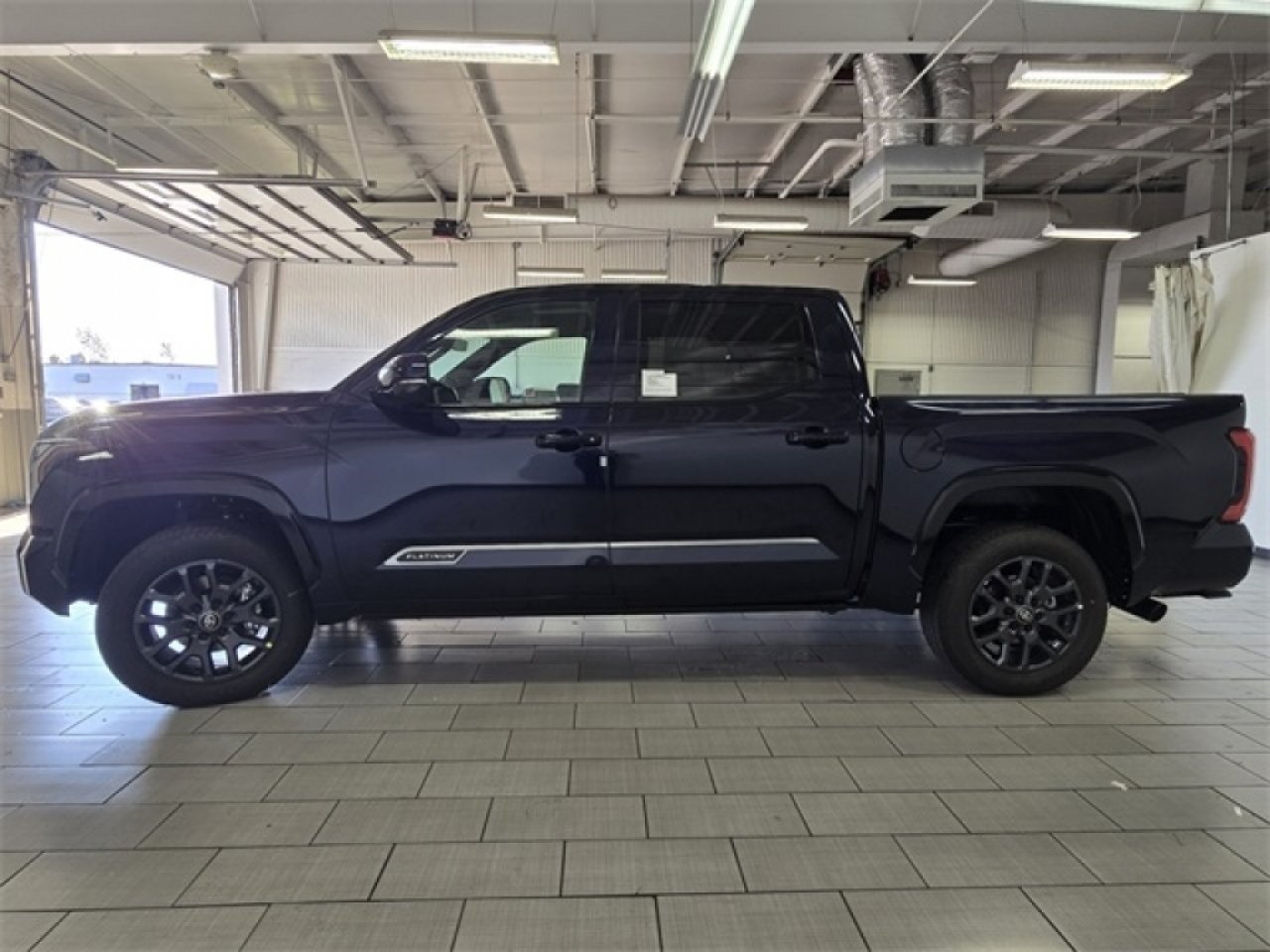 2026 Toyota Tundra Platinum - Photo 21