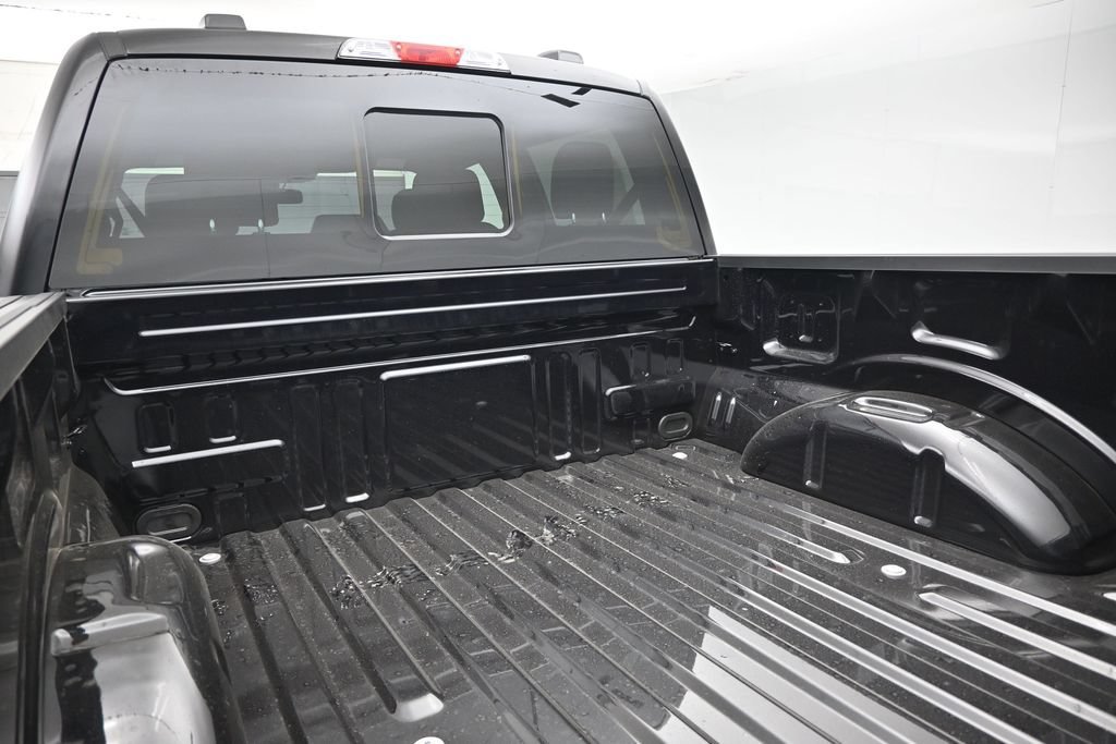 New 2026 Agate Black Metallic Ford XLT image 22